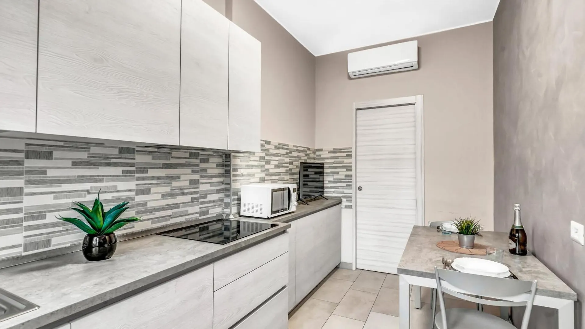 Apartament Ma22 - Duomo-Loreto - Near The Duomo - Mediolan Włochy
