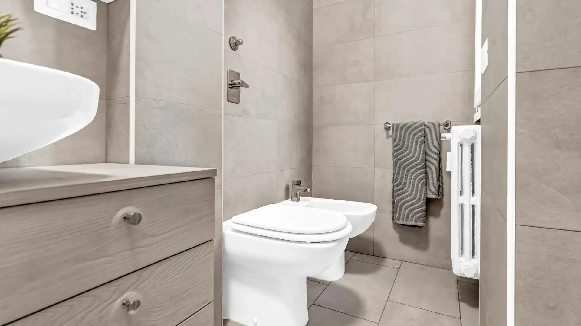 Apartament Ma22 - Duomo-Loreto - Near The Duomo - Mediolan